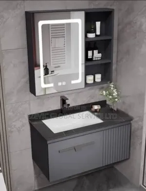 Complete Cabinet With Glass That Has Bluetooth With Different Light