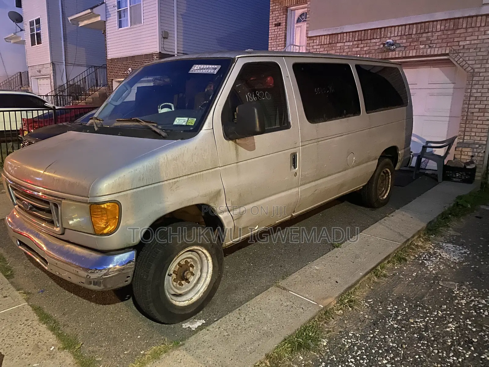Ford E350 2006 Silver