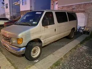 Ford E350 2006 Silver
