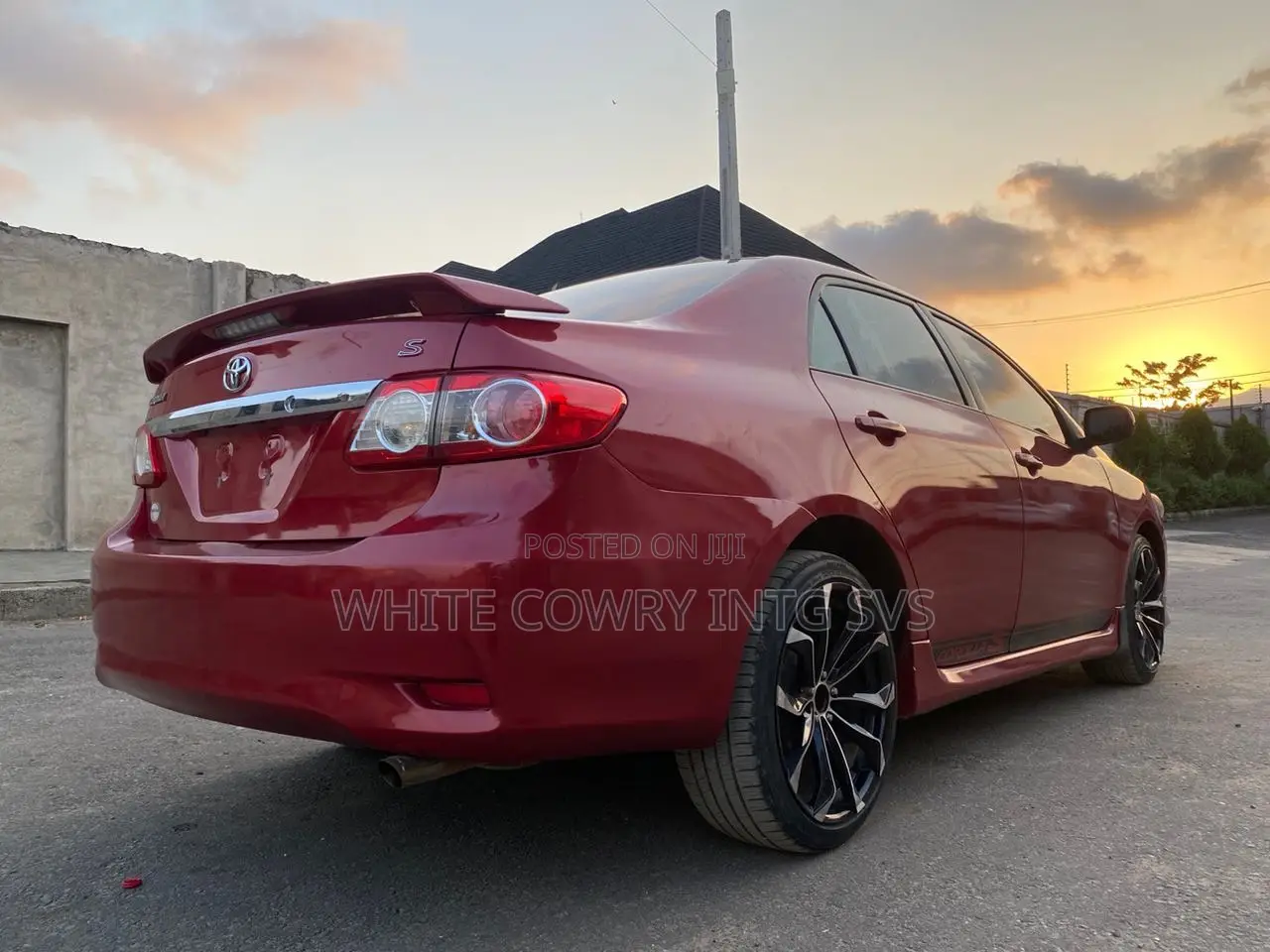 Toyota Corolla 2013 Red