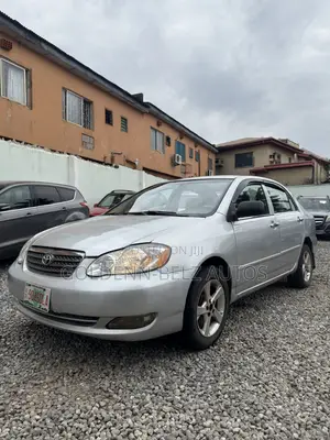 Toyota Corolla LE 2005 Silver
