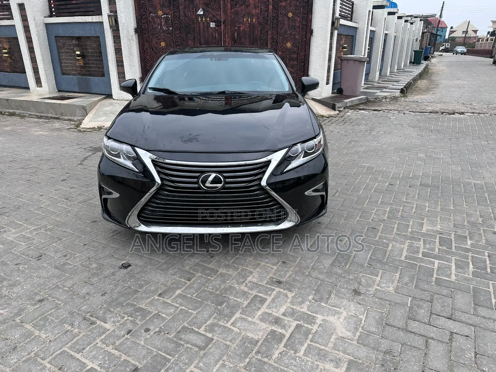 Lexus ES 2016 Black