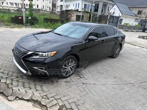 Lexus ES 2016 Black