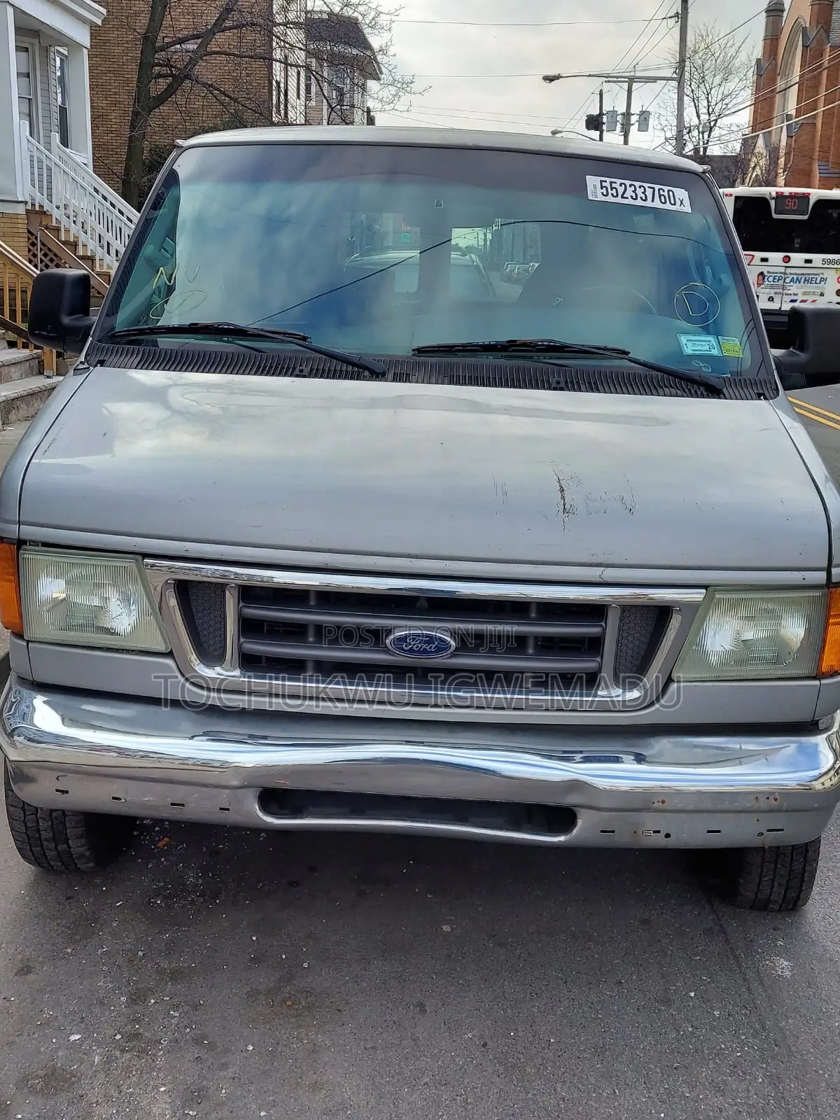 Ford E350 2006 Silver