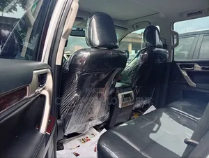 Lexus GX 2016 Silver