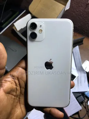 Apple iPhone 11 64 GB White
