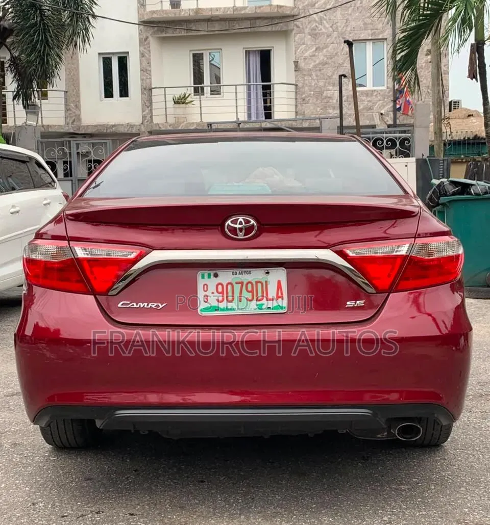 Toyota Camry 2016 Red
