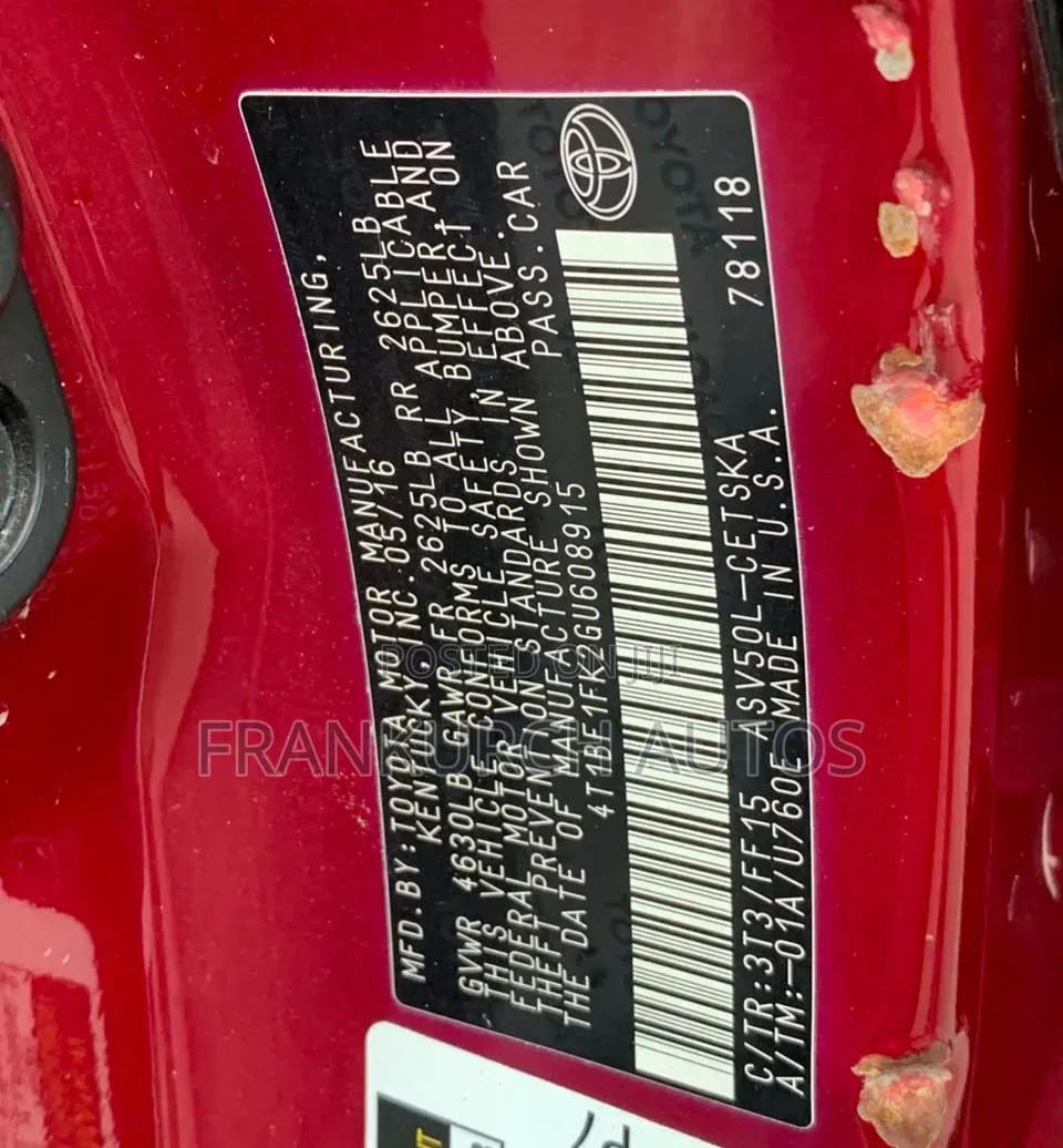 Toyota Camry 2016 Red