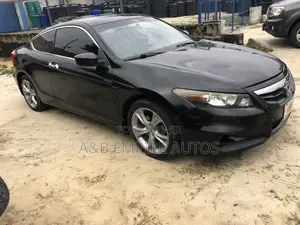 Honda Accord 2011 Black