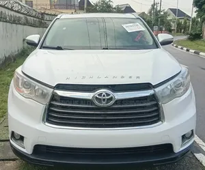 Toyota Highlander Limited Platinum V6 4x4 (3.5L 6cyl 6A) 2016 Off white