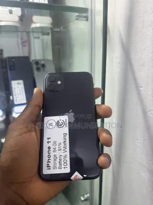 Apple iPhone 11 64 GB Black