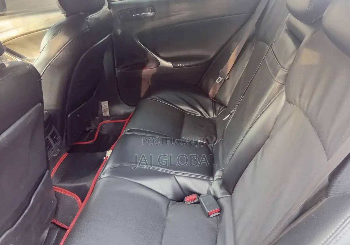 Lexus IS 2006 Black