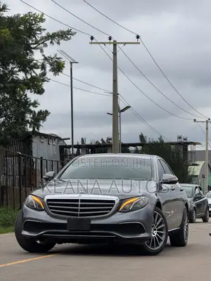 Mercedes-Benz E300 2017 Black