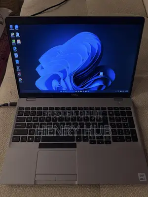 Laptop Dell Precision 3551 8GB Intel Core i7 SSD 256GB