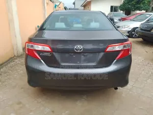 Toyota Camry 2012 Gray