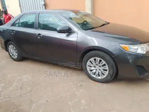 Toyota Camry 2012 Gray