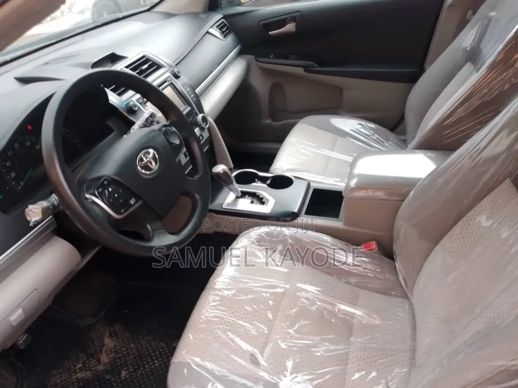 Toyota Camry 2012 Gray