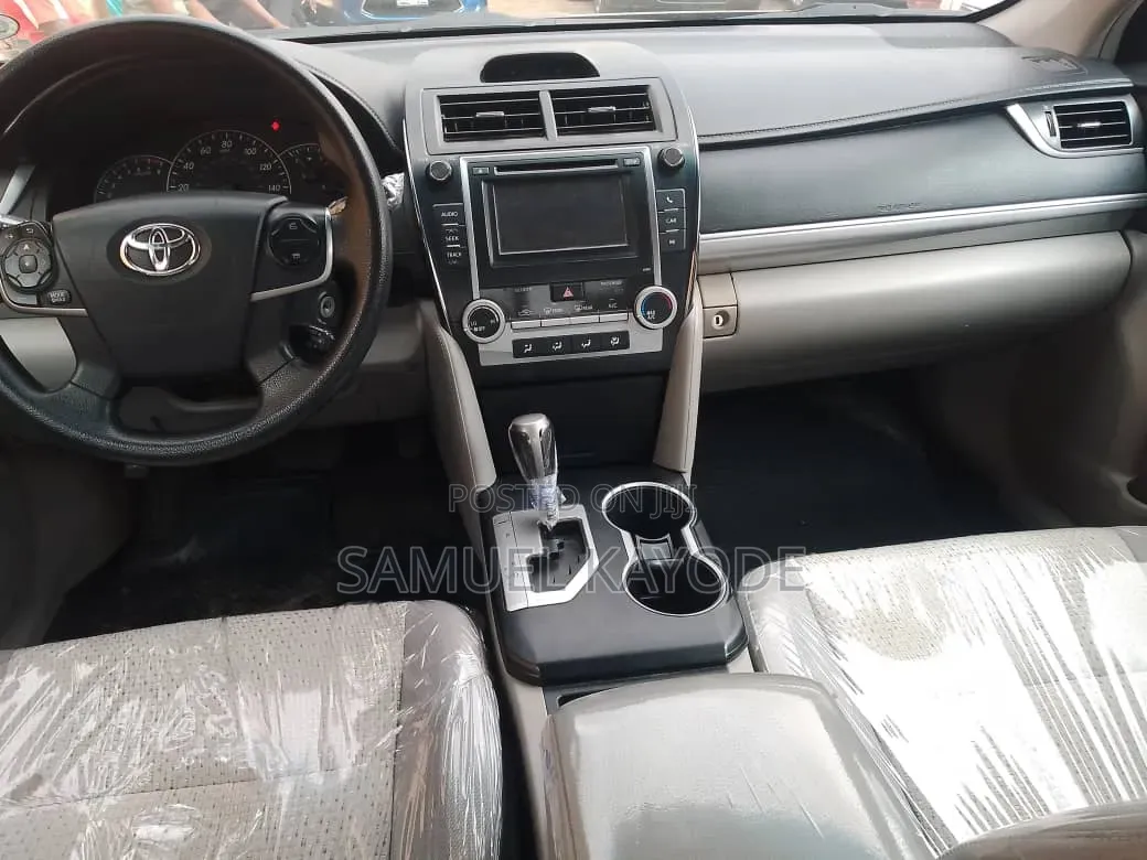 Toyota Camry 2012 Gray