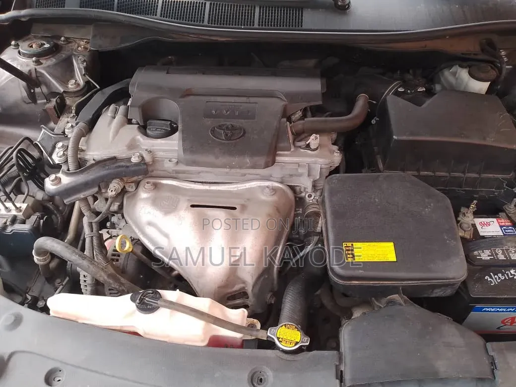 Toyota Camry 2012 Gray
