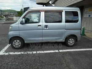 New Daihatsu Hijet 2011 Silver