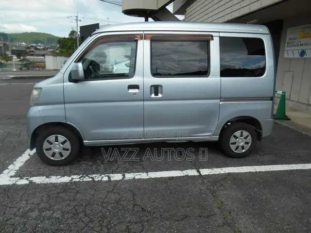 New Daihatsu Hijet 2011 Silver