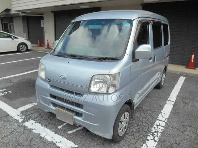 New Daihatsu Hijet 2011 Silver