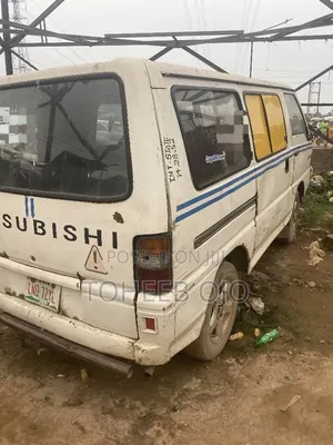 Mitsubishi L300 1998 Silver