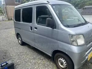 New Daihatsu Hijet 2011 Silver