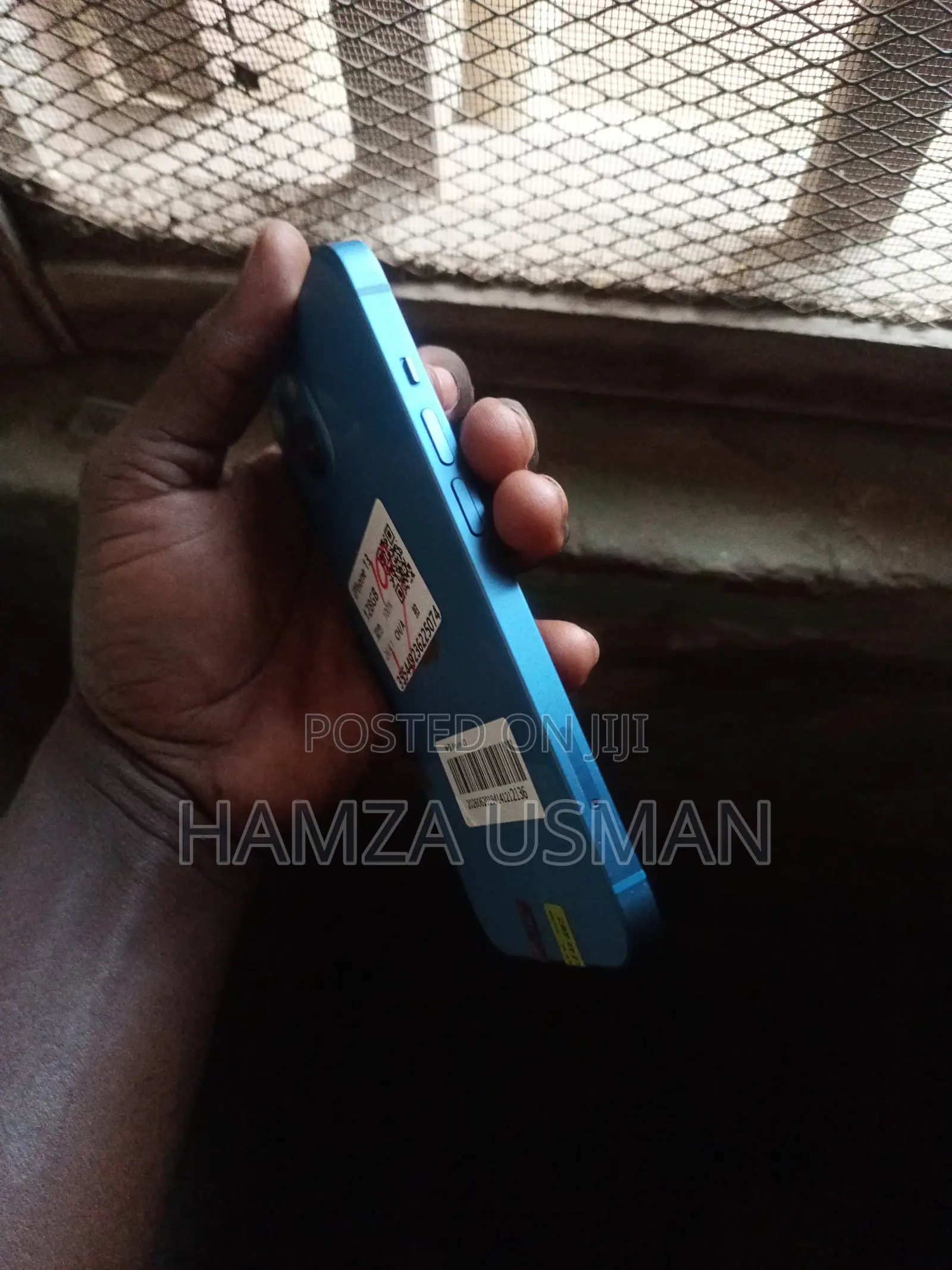 New Apple iPhone 13 128 GB Blue