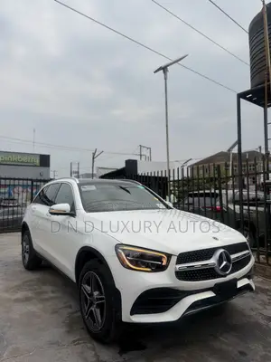 Mercedes-Benz GLC-Class 2022 White