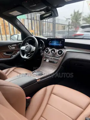 Mercedes-Benz GLC-Class 2022 White