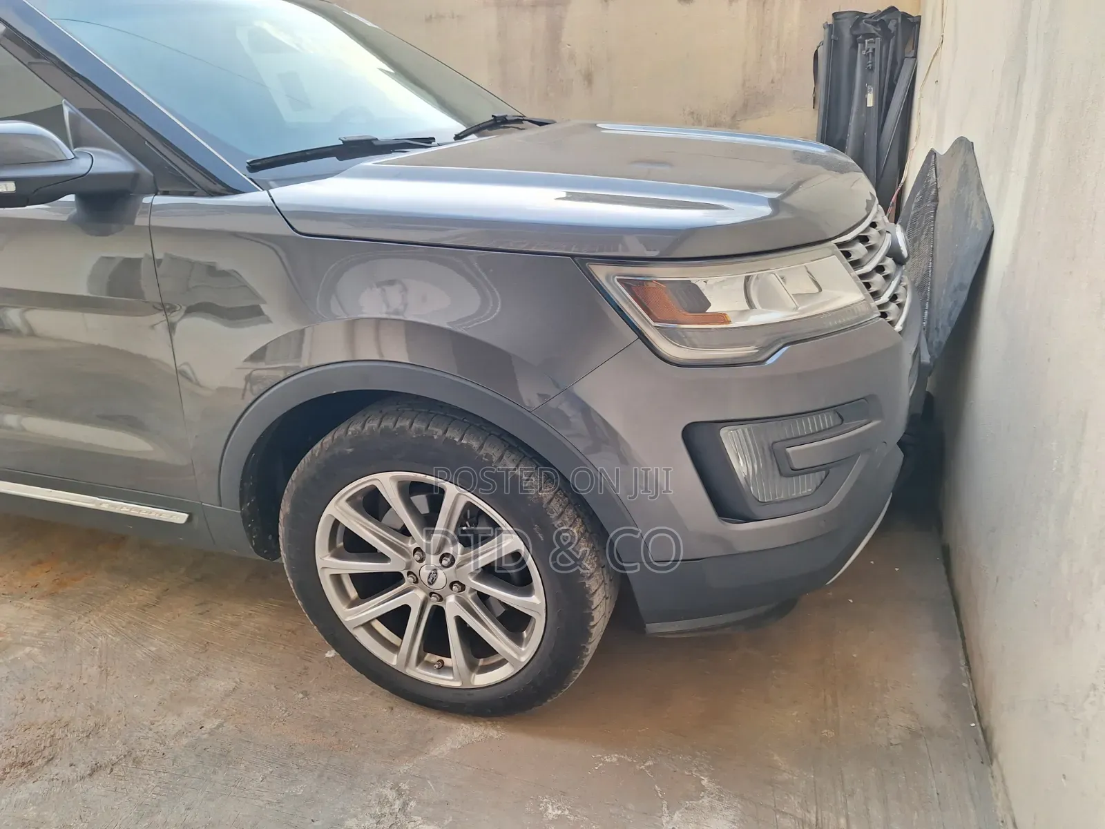 Ford Explorer 2017 Gray