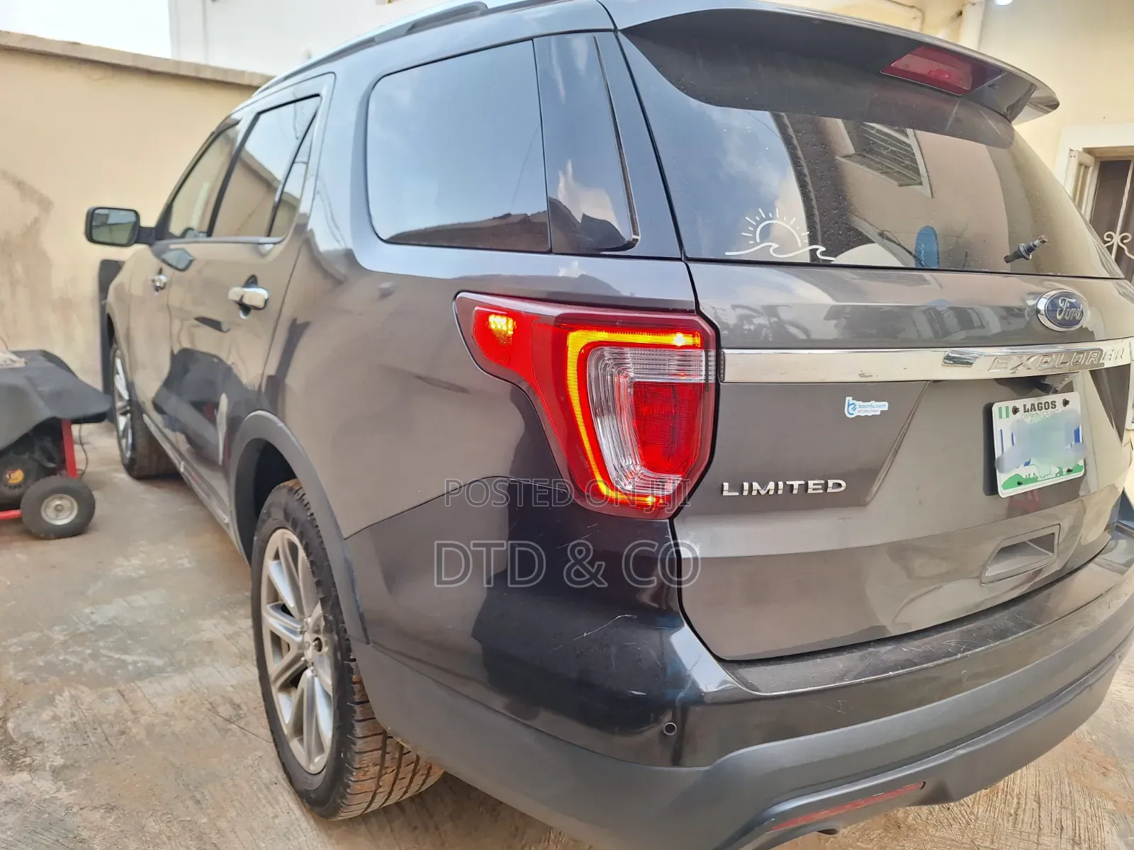 Ford Explorer 2017 Gray