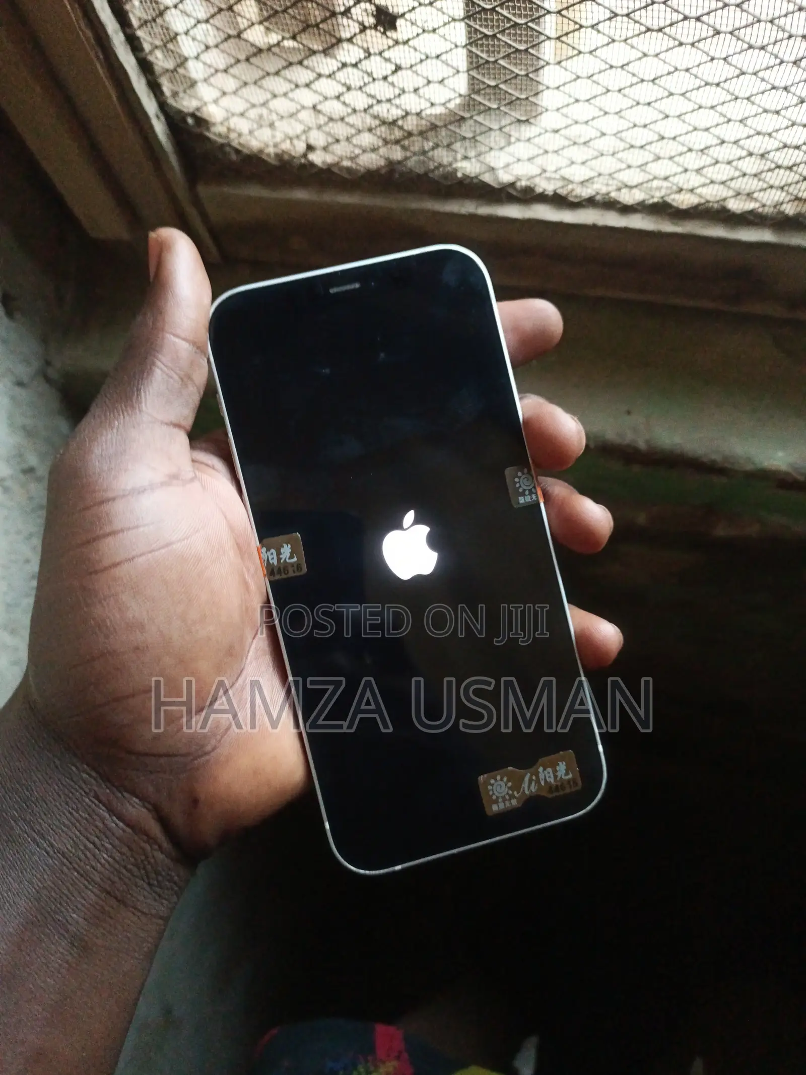 New Apple iPhone 12 128 GB White