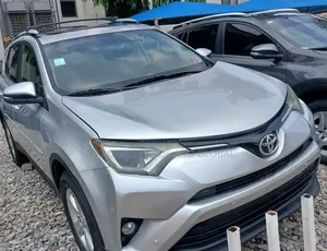 Toyota RAV4 2016 Silver