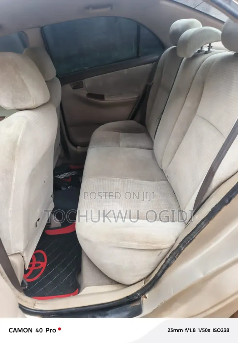 Toyota Corolla 2007 Gold