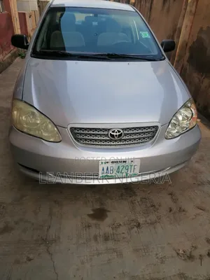 Toyota Corolla 1.6 VVT-i Luna Limousine 2006 Silver