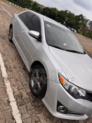 Toyota Camry 2013 Silver