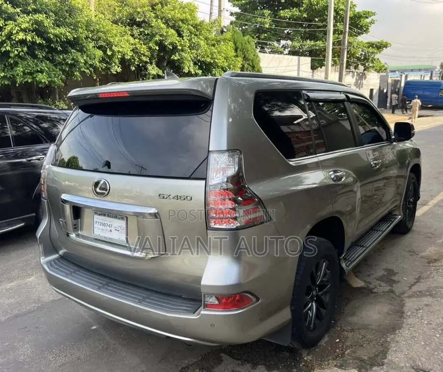 Lexus GX 2020 Gray