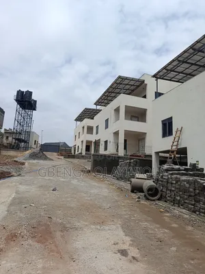 5bdrm Duplex in Asokoro for rent