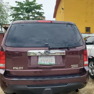 Honda Pilot 2012 Burgundy