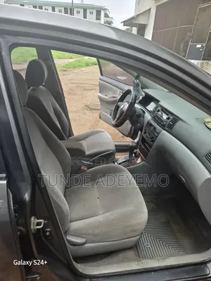 Toyota Corolla 2006 Gray