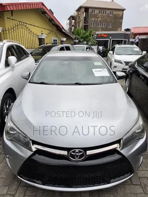 Toyota Camry 2015 Silver