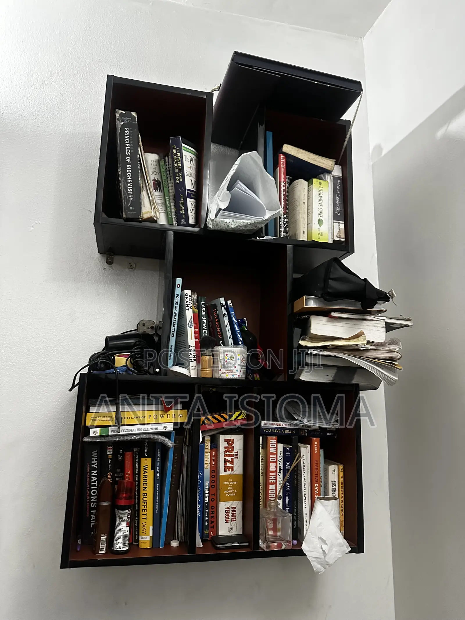 Floating Bookshelf