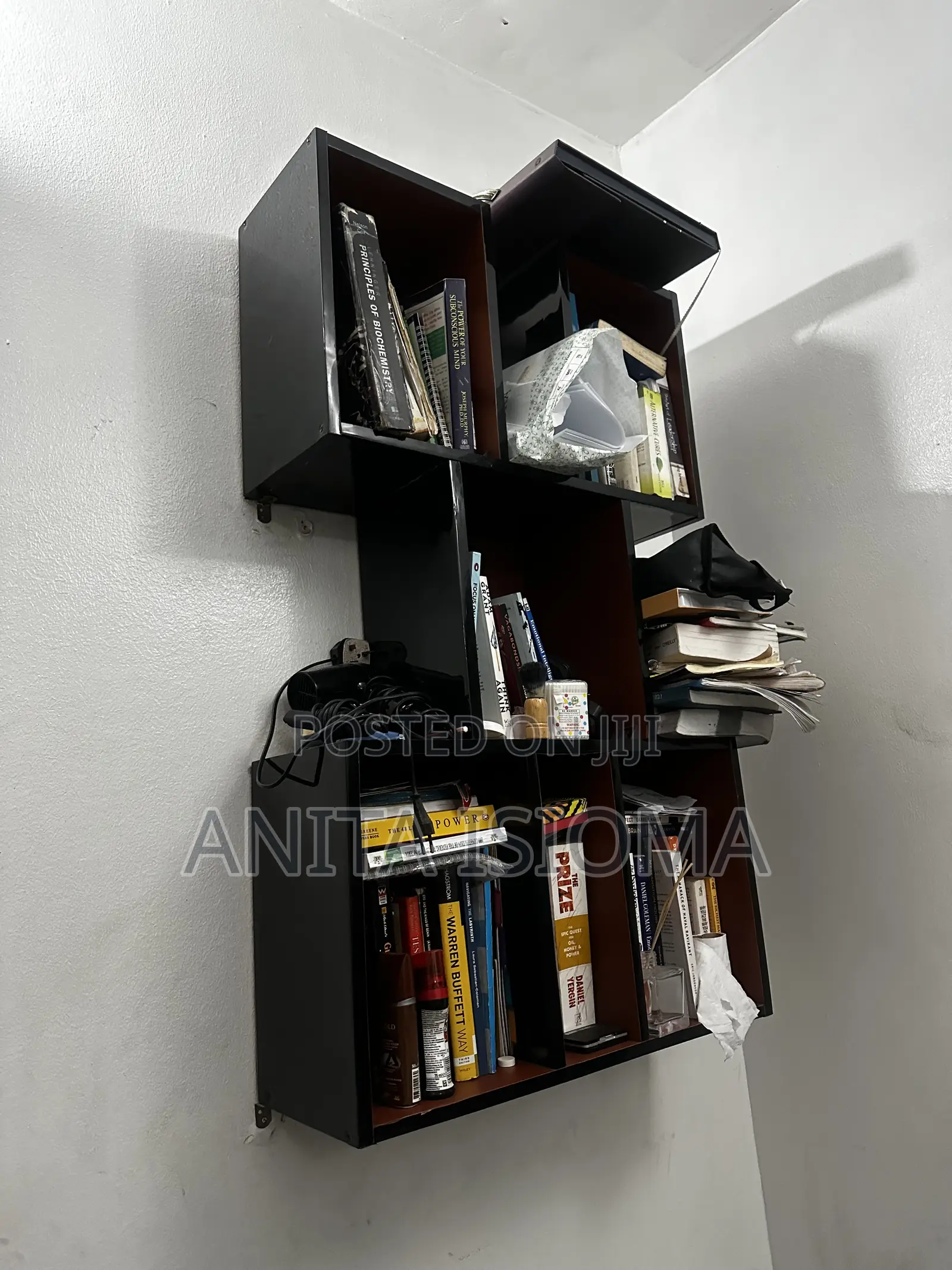 Floating Bookshelf