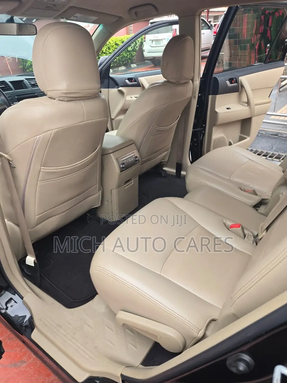 Toyota Highlander Limited 2011 Black