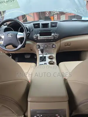 Toyota Highlander Limited 2011 Black