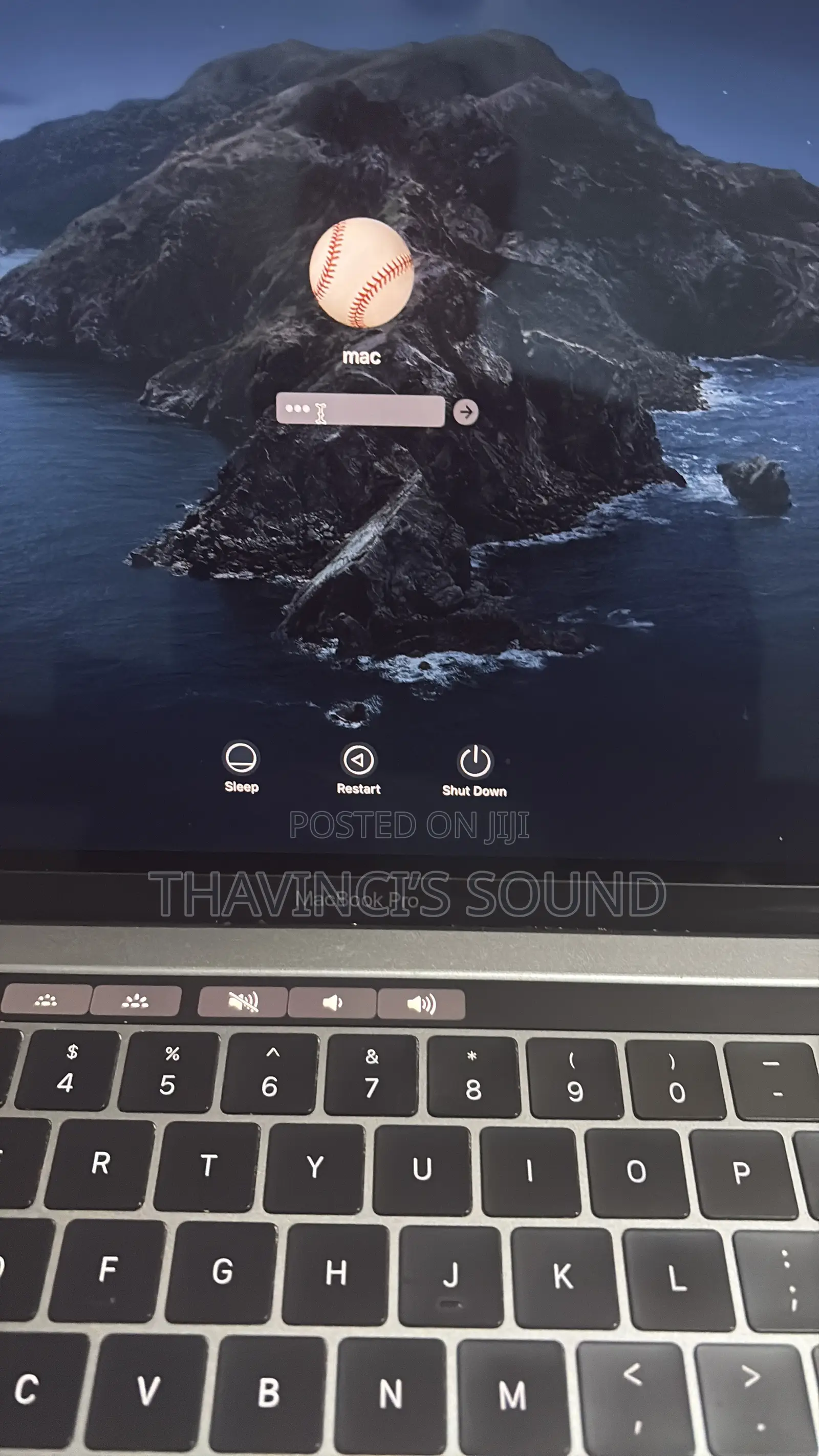 Laptop Apple MacBook Pro 2017 16GB Intel Core i7 SSD 512GB