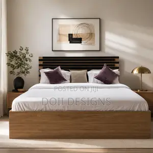 Roxy 6 Feet Bed