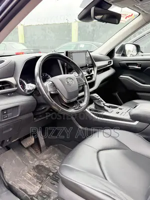 Toyota Highlander XLE AWD 2020 Blue